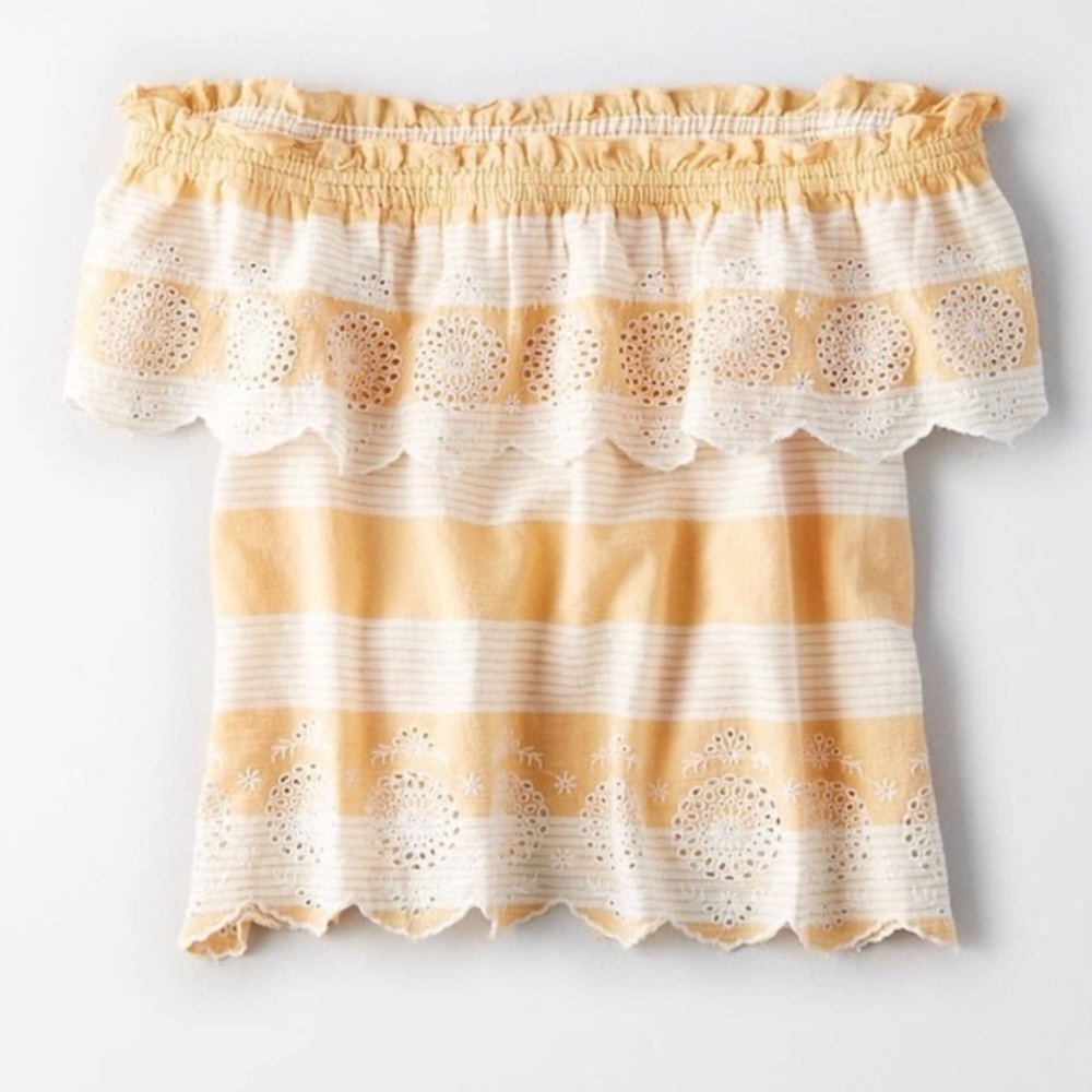 American Eagle Off Shoulder Eyelet Peach White Top